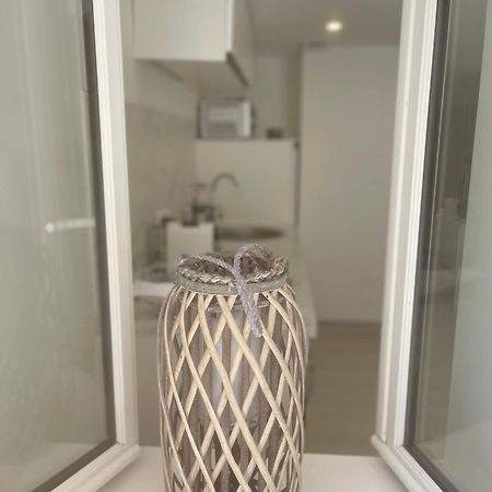 Grand Studio Neuf A 50 M Du Port Saint Tropez Bagian luar foto